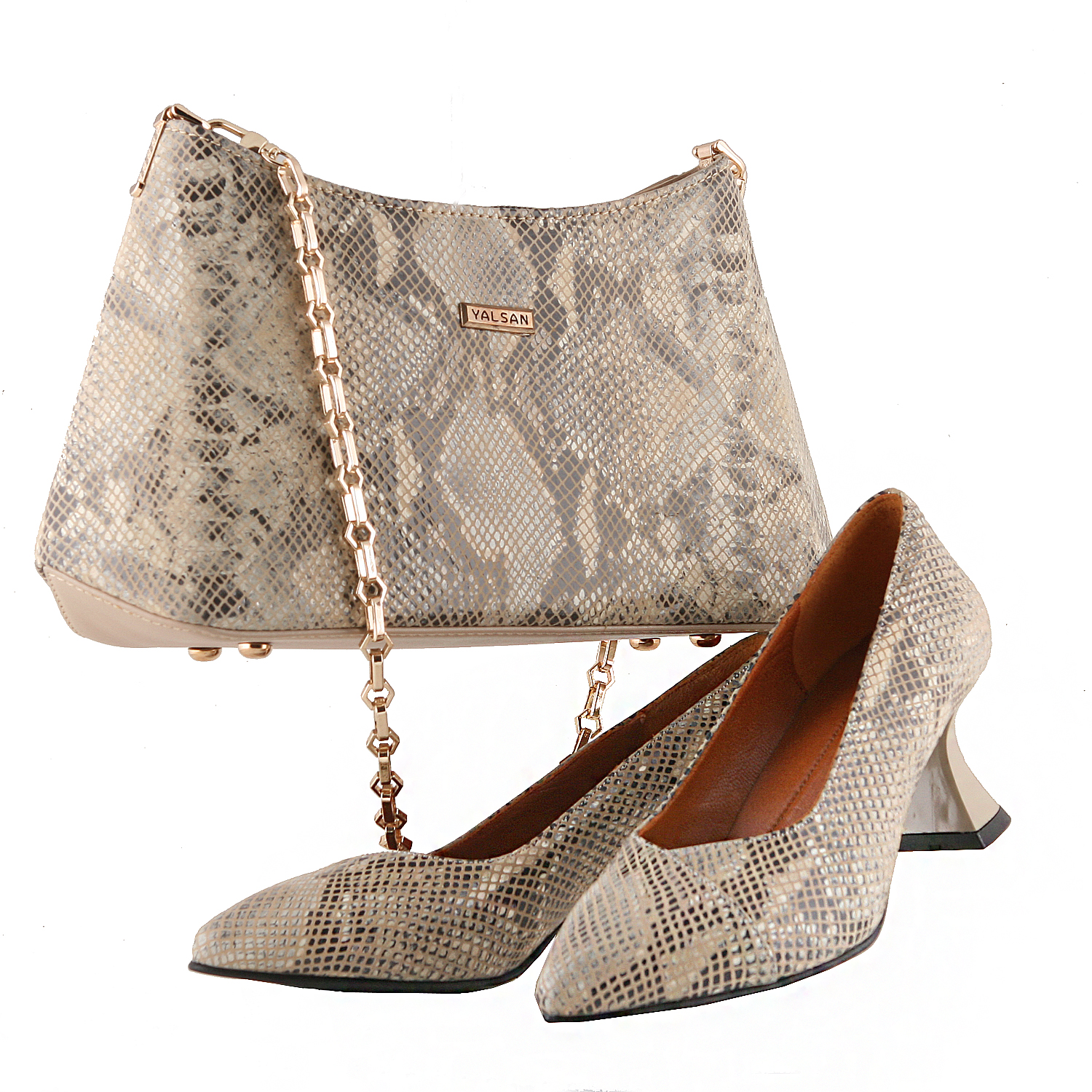 چگونه کیف و کفش را درست ست کنیم؟