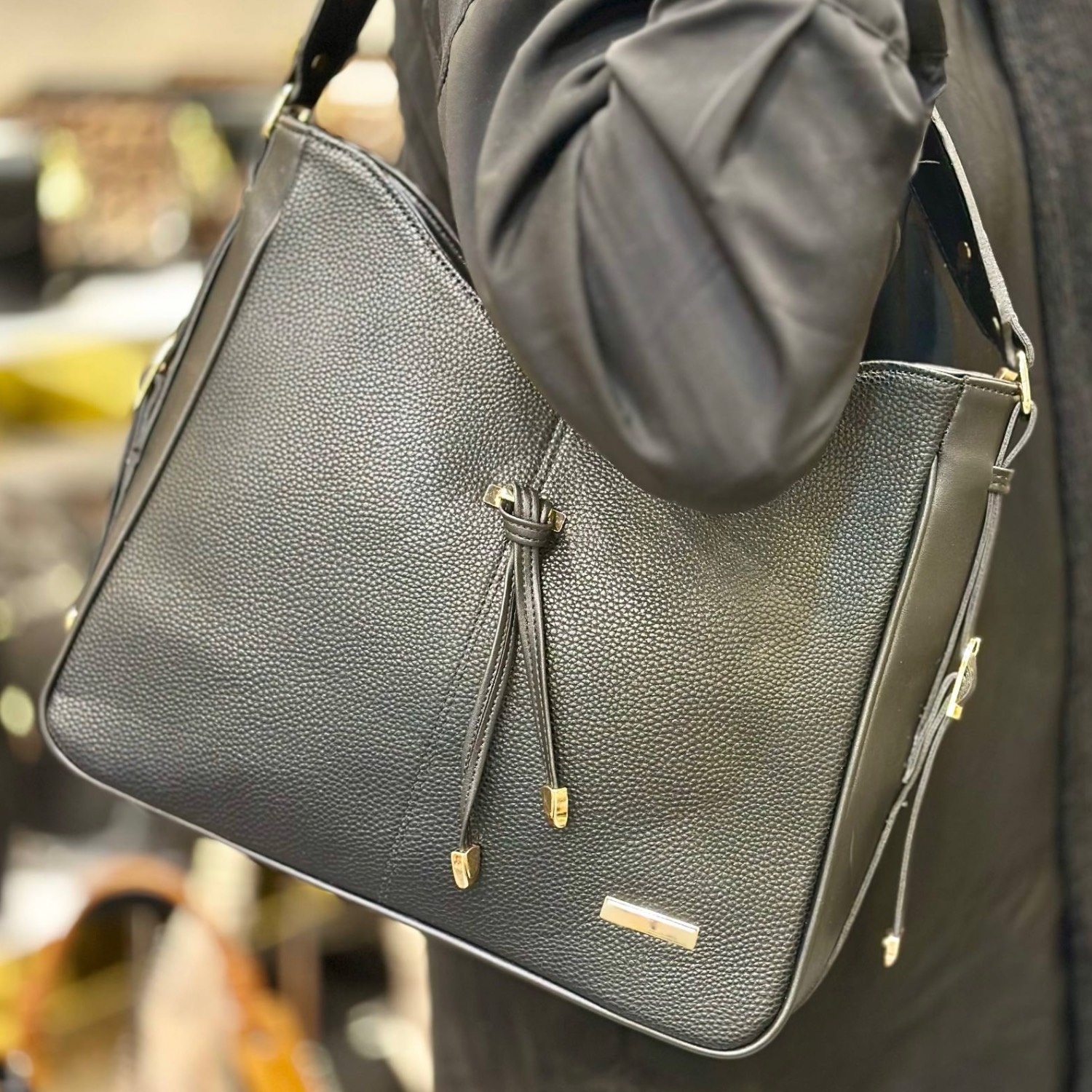 کیف دانشجویی جلو منگوله کد 135