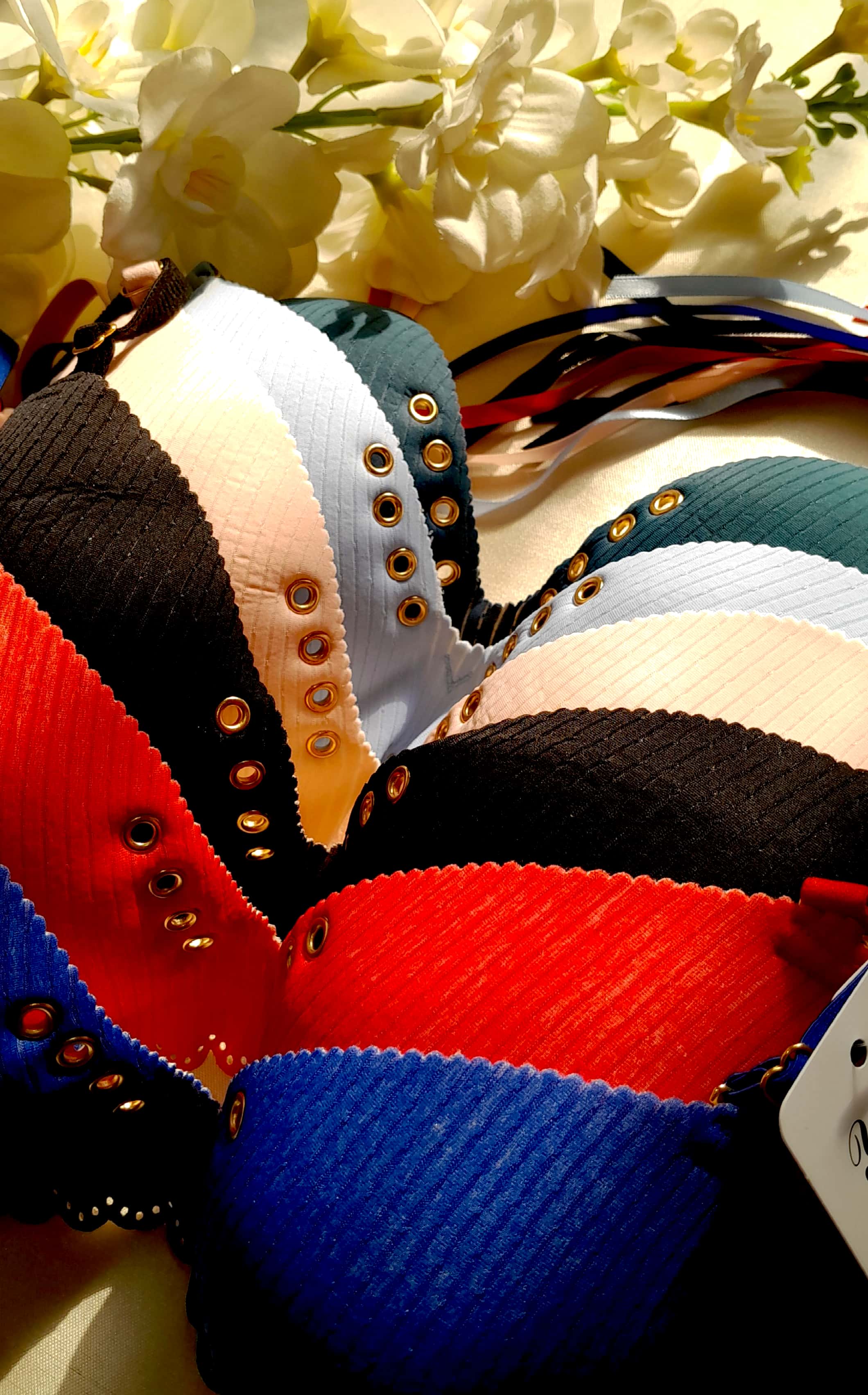 سوتین اسفنجی بندی